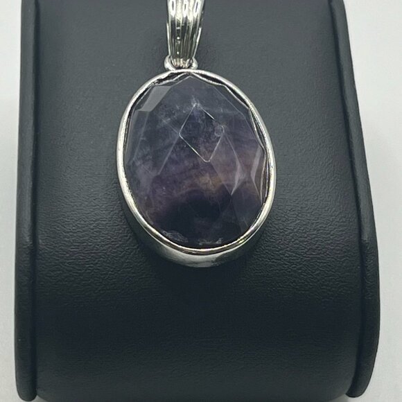 Vintage Faceted Amethyst Pendant Set in Silver - Picture 1 of 5
